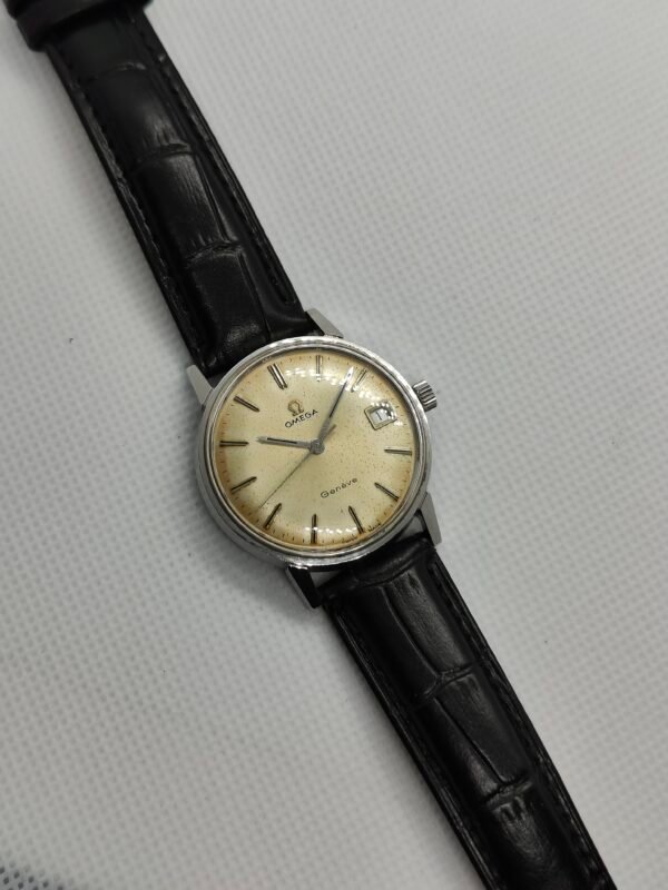 Omega Genève Patina