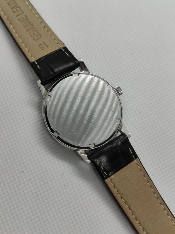 Omega Genève Patina